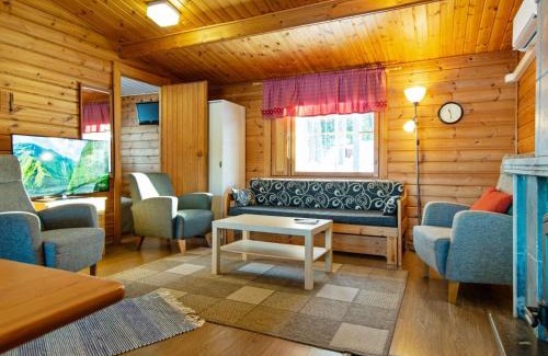 Jamsa House | Holiday Home Aittoniemi ii by Interhome