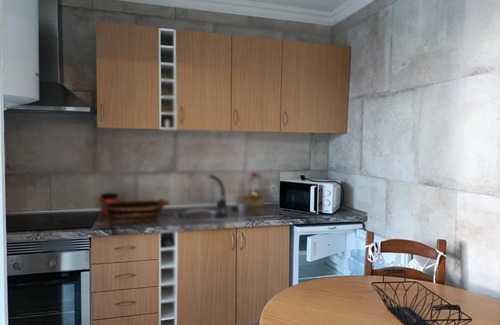 Santarem House | Holiday Home 'Akademia House - Santarém' with Private Terrace and Private Garden