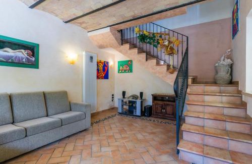Castorano House | Holiday Home Al Bivio by Interhome