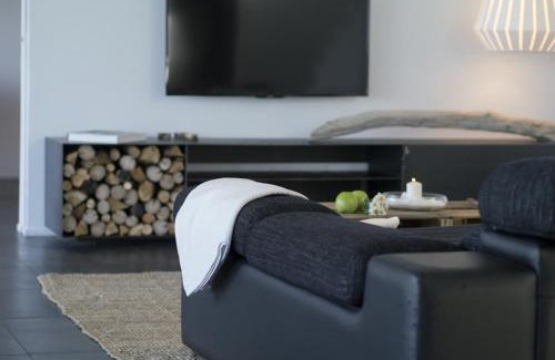 Fontpineda House | Holiday Home Alexander Plana