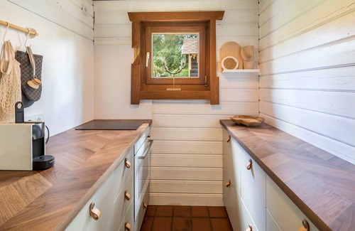 Feldkrucken House | Holiday Home 'Almhütte ' with Terrace, Garden and Wi-Fi