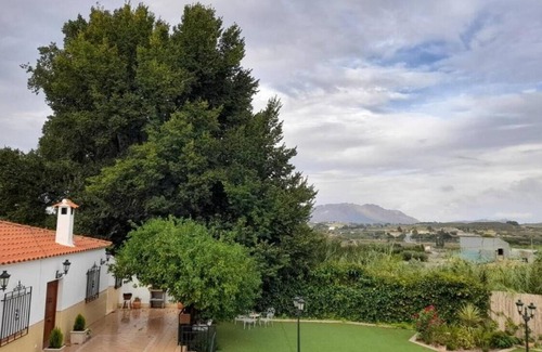 Calasparra House | Holiday Home "Alojamientos Rurales Villora" with Garden, Terrace & Wi-Fi