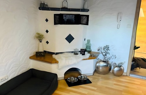 Fuchsmuehl House | Holiday Home 'Alte Wognerei' with Private Terrace, Shared Garden and Wi-Fi