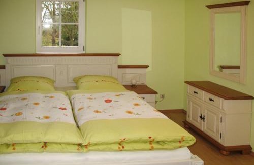 Splietsdorf House | Holiday Home Altes Taubenhaus by Interhome