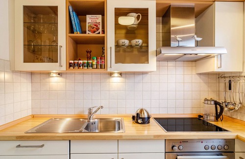 Berumbur House | Holiday Home "Am Gänsepfad" with Private Terrace, Private Garden and Wi-Fi