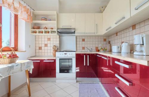 Muntic House | Holiday Home Ana Lucija by Interhome