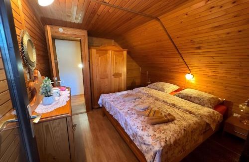 Mace Apartment | Holiday Home Ana with Sauna, Jacuzzi & Playground