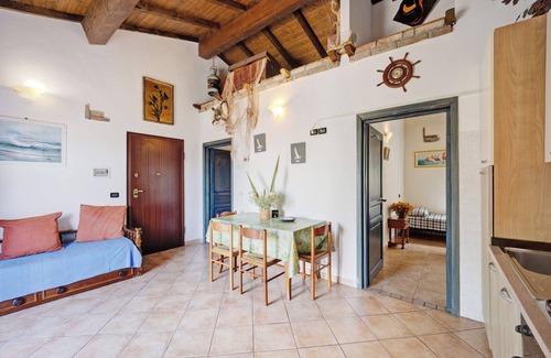 Pompeiana House | Holiday Home Angolo del Mare with Sea View & Shared Pool