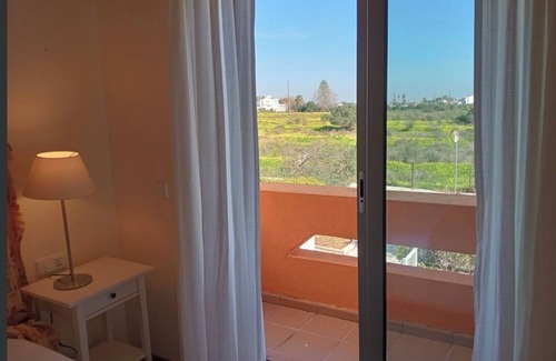 Luz de Tavira House | Holiday Home 'Anis Lux Tavira Residence 5Q' with Shared Pool, Wi-Fi and Air Conditioning