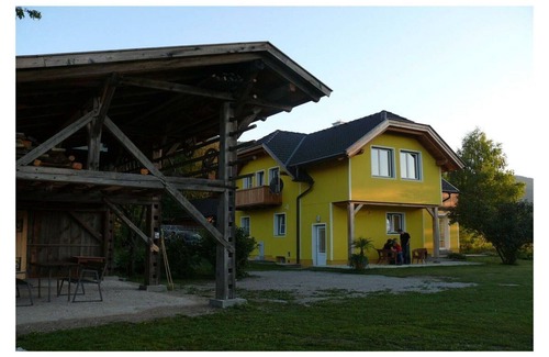Latschach Apartment | Holiday home Anna Comfortable Vacation Home