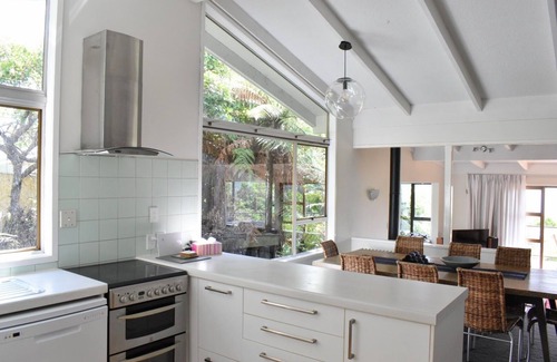 Lake Tarawera House | Holiday home at Lake Tarawera, Rotorua