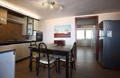 Capo d'Orlando House | Holiday Home 'Attico Sul Mare' Pet-Friendly with Sea View, Terrace and Wi-Fi