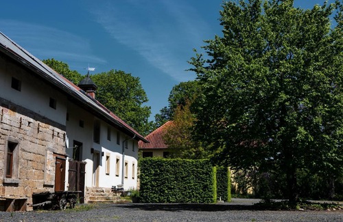 Fladungen House | Holiday Home 'Auf Gut Weimarschmieden' with Private Terrace and Wi-Fi