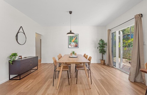 Smiths Lake House | HOLIDAY HOME AWAY FROM HOME / SMITHS LAKE