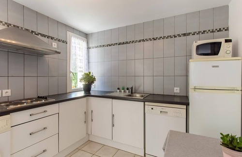 Berre-des-Alpes House | Holiday Home Berre near Monaco Marina