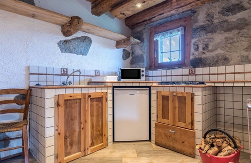 Porte di Rendena House | Holiday Home “Baita dai Cotai” in Fantastic Scenery with Mountain View