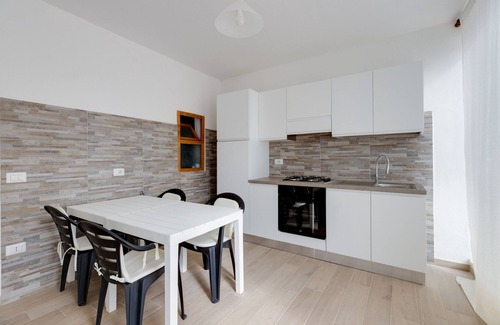 Sa Rocca Tunda House | Holiday Home 'Babbo House Sa Rocca Tunda' with Private Terrace