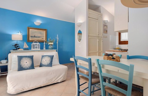 Murta Maria House | Holiday Home "Banano" with Garden, Terraces