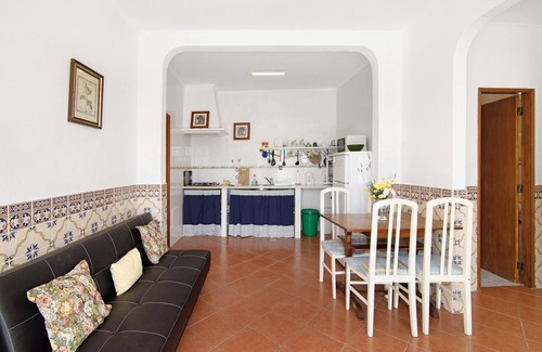 Olhao House | Holiday Home 'Bela Vista Retreat - Margarida' with Sea View, Wi-Fi and Air Conditioning