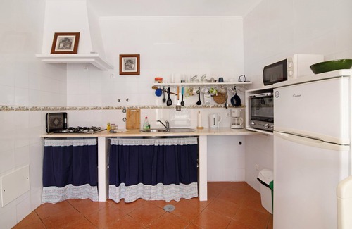 Olhao House | Holiday Home 'Bela Vista Retreat - Margarida' with Sea View, Wi-Fi and Air Conditioning
