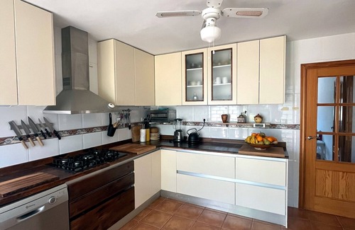 Coveta Fuma House | Holiday Home 'Beniarbeig' with Mountain View, Wi-Fi and Air Conditioning
