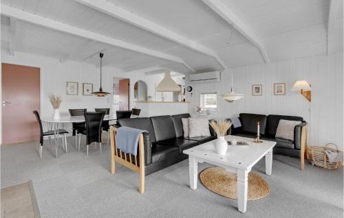 Hejlsminde Strand House | Holiday Home Blommevænget Hejls Vi