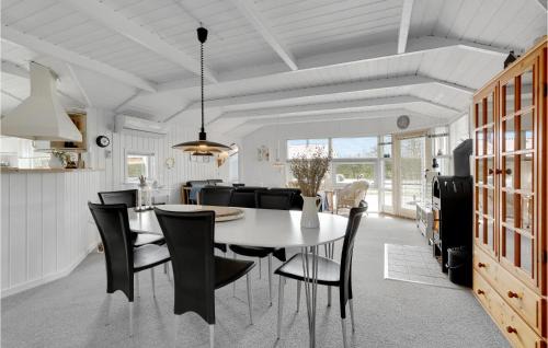 Hejlsminde Strand House | Holiday Home Blommevænget Hejls Vi