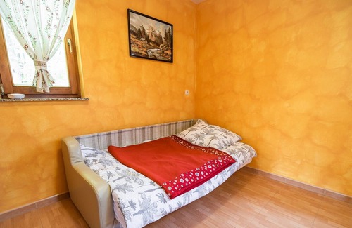 Cerklje ob Krki House | Holiday Home Blue Sky