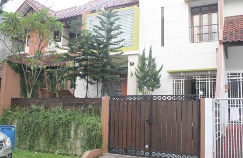 Bogor Timur House | Holiday Home Bogor Syariah