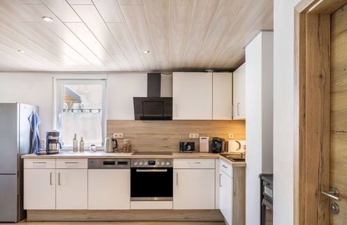 Schwalmtal House | Holiday Home Bornwiese with 83m², Covered Terrace and Private Garden (2400 m²), Infrared Heating