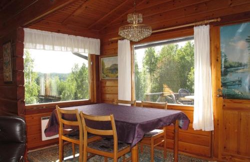 Grasmark House | Holiday Home Borrsjön by Interhome