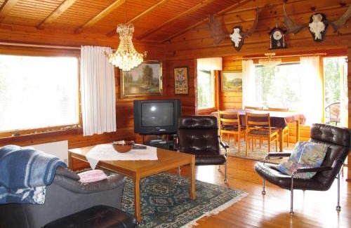 Grasmark House | Holiday Home Borrsjön by Interhome