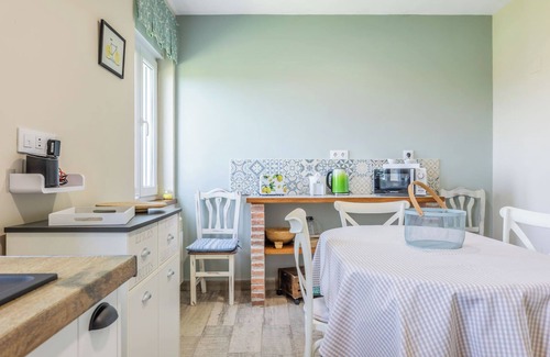 Alfoz de Lloredo House | Holiday Home 'Brizna' with Sea View, Private Terrace and Wi-Fi