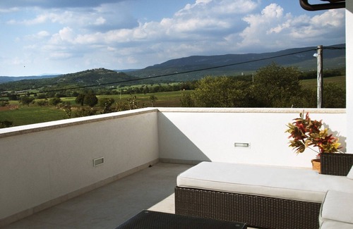 Lupoglav House | Holiday home Bruno, (14503), Boljun, Croatia