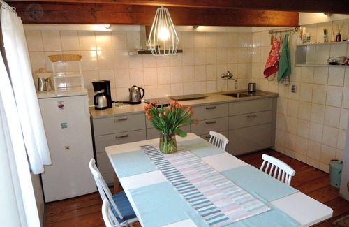 Insko House | Holiday Home by Lake Ińsko with Free Boat