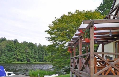 gmina Manowo House | Holiday home by the lake, Rosnowo