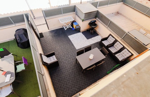 Cercs House | Holiday Home 'Ca Baells' with Private Terrace and Wi-Fi