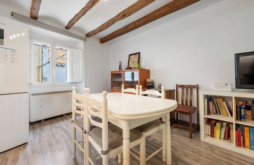 Tivissa House | Holiday Home 'Ca Miquel' with Wi-Fi and Air Conditioning