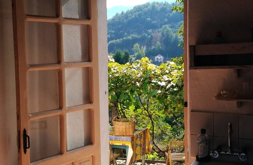 Osiglia House | Holiday Home 'Ca' Rionda' with Mountain View, Private Garden and Wi-Fi
