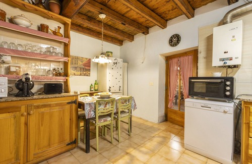 Ansovell House | Holiday Home "Cal Barral" with Mountain View, Balcony & Wi-Fi