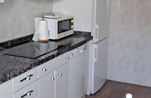 San Juan de la Arena House | Holiday Home 'Camilo' with Mountain View, Private Terrace and Wi-Fi