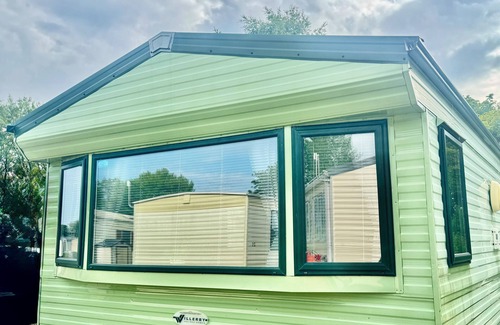 Forfar House | HOLIDAY HOME CARAVAN FORFAR SCOTLAND