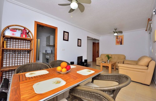 Mazarron House | Holiday Home "Casa Butcher" with Mountain View, Terraces & Wi-Fi