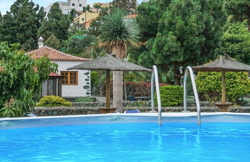 Buen Paso House | Holiday Home”Casa Carmen” with Mountain View, Ocean View, Pool