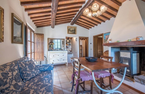 Palazzina House | Holiday Home 'Casa Crevole di Martina' in the heart of Tuscany