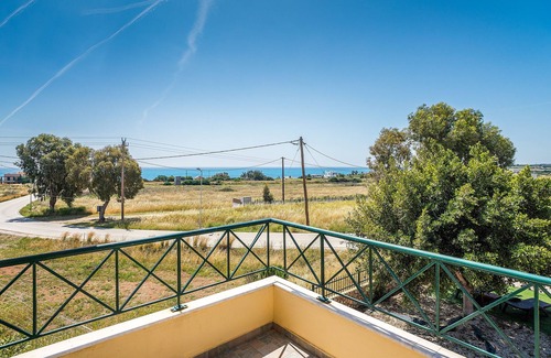 Lahania House | Holiday Home 'Casa D' Irene' with Sea View, Wi-Fi and Air Conditioning