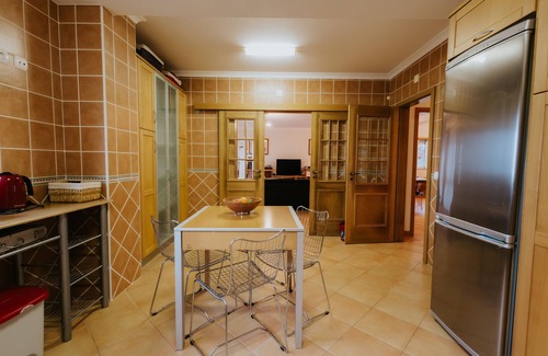 Quiaios House | Holiday Home 'Casa Das Camarinhas' with Sea View, Private Pool and Wi-Fi