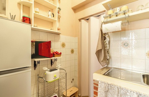 Montecarlo House | Holiday Home 'Casa Di Nonna Tosca Montecarlo' with Mountain View, Wi-Fi and Air Conditioning