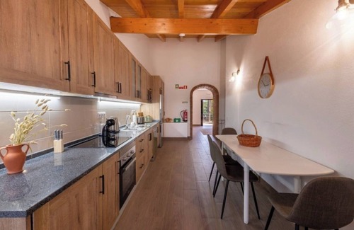 Loule House | Holiday Home 'Casa Do Forno - Vale Luís Neto' with Mountain View, Wi-Fi and Air Conditioning