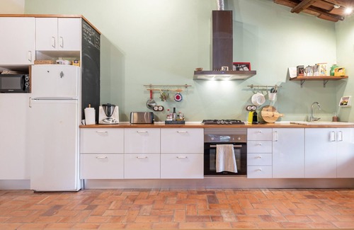 Ulldecona House | Holiday Home 'Casa En Vistes Al Montsià' with Mountain Views, Private Pool and Wi-Fi